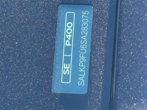 Used 2025 Land Rover Range Rover SE image 30