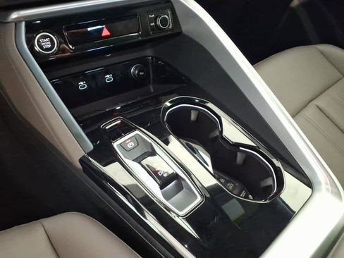 Used 2025 Audi Q5 Premium w/ Convenience Package AWD/4WD image 13