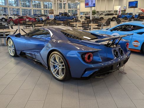 Used 2022 Ford GT image 6