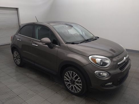 Used 2017 FIAT 500X Lounge FWD image 11
