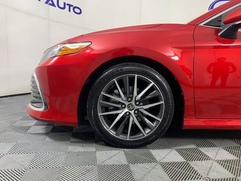 Used 2023 Toyota Camry XLE image 12
