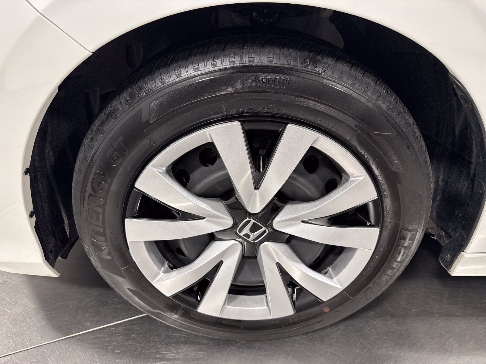 Used 2025 Honda Civic LX image 2