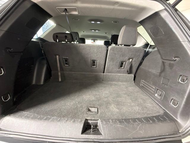 Used 2018 Chevrolet Traverse LT w/ LPO, Floor Liner Package AWD/4WD image 31