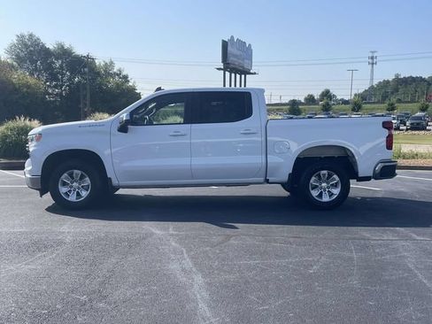 Used 2025 Chevrolet Silverado 1500 LT RWD image 4