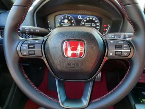 Used 2025 Honda Civic Type R image 25