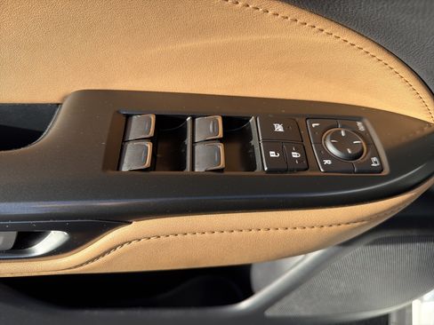 Certified 2025 Lexus NX 250 FWD w/ Accessory Package (2T) image 14