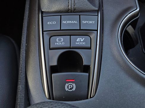 Used 2022 Toyota Camry XSE w/ Navigation Upgrade Package FWD image 26