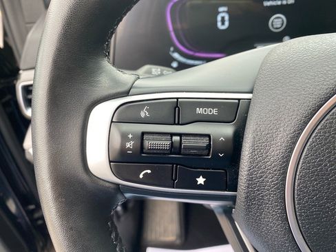 Certified 2023 Kia Sportage EX image 20