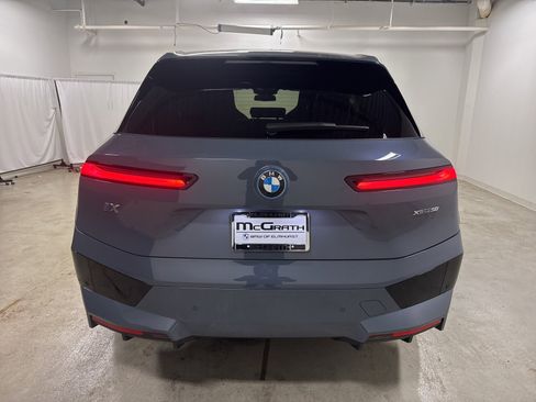 Used 2025 BMW iX xDrive50 w/ Premium Package image 4