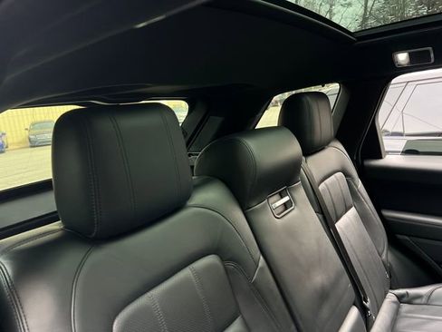 Used 2020 Land Rover Range Rover Sport HSE Dynamic image 31