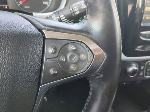 Used 2019 Chevrolet Traverse LT image 23