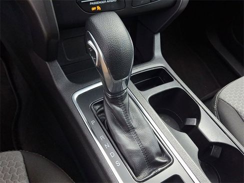 Used 2019 Ford Escape SE image 14