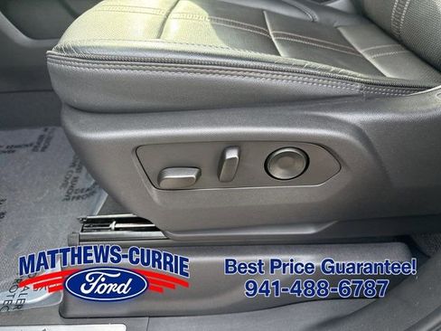 Used 2024 Chevrolet Silverado 3500 High Country w/ Technology Package AWD/4WD image 10