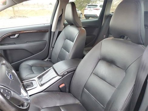 Used 2016 Volvo XC70 T5 Premier w/ Proximity Package image 16