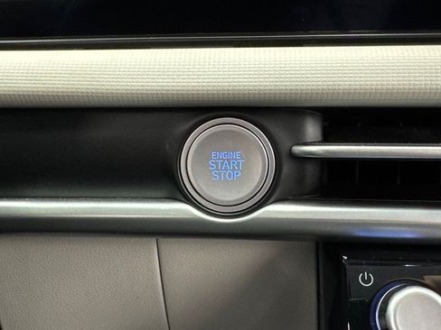 Used 2025 Hyundai Tucson SEL FWD image 23