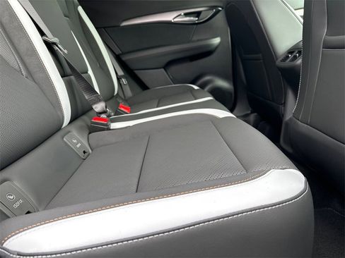 New 2025 Buick Envision Sport Touring image 16