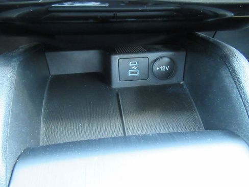 Used 2022 Ford Escape SE w/ Convenience Package FWD image 26