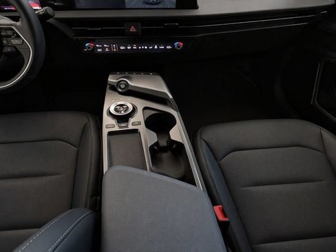 Certified 2024 Kia EV6 Wind AWD/4WD image 29