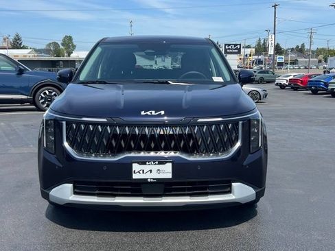 New 2026 Kia Carnival FWD image 6