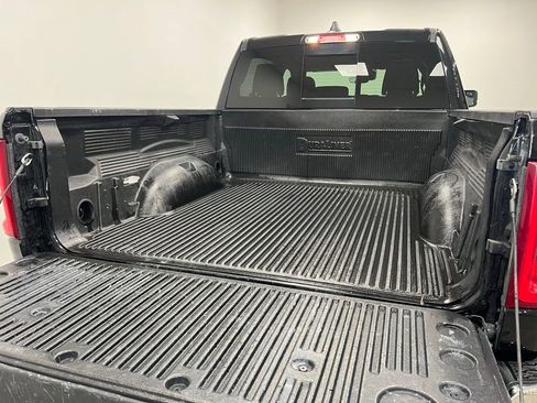 Used 2025 RAM 1500 Laramie image 7