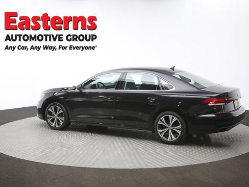 Used 2022 Volkswagen Passat 2.0T SE image 62