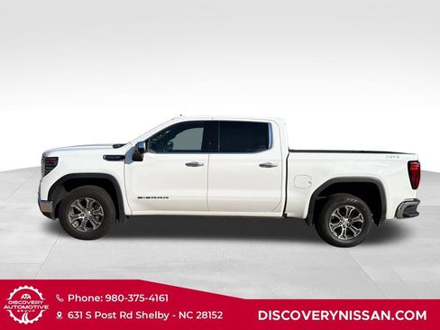Used 2025 GMC Sierra 1500 SLT AWD/4WD image 9