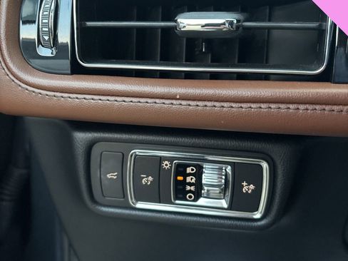 Used 2022 Lincoln Aviator Reserve w/ Elements Package Plus RWD image 8
