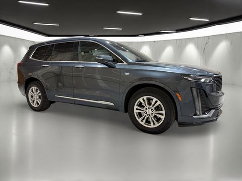 Used 2021 Cadillac XT6 Luxury image 7