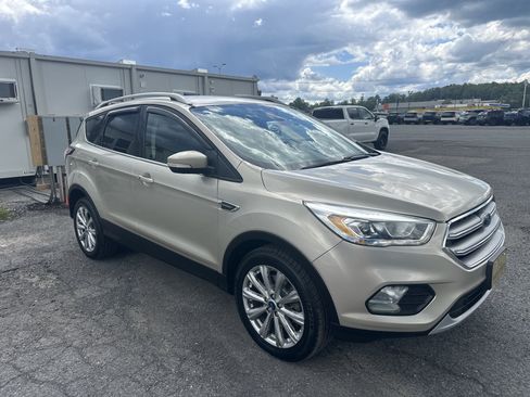 Used 2017 Ford Escape Titanium AWD/4WD image 11