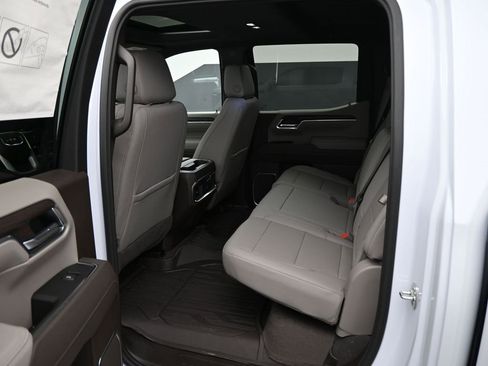 New 2026 GMC Sierra 1500 SLT w/ SLT Premium Plus Package image 21