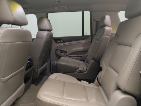 Used 2020 GMC Yukon XL SLT RWD image 18