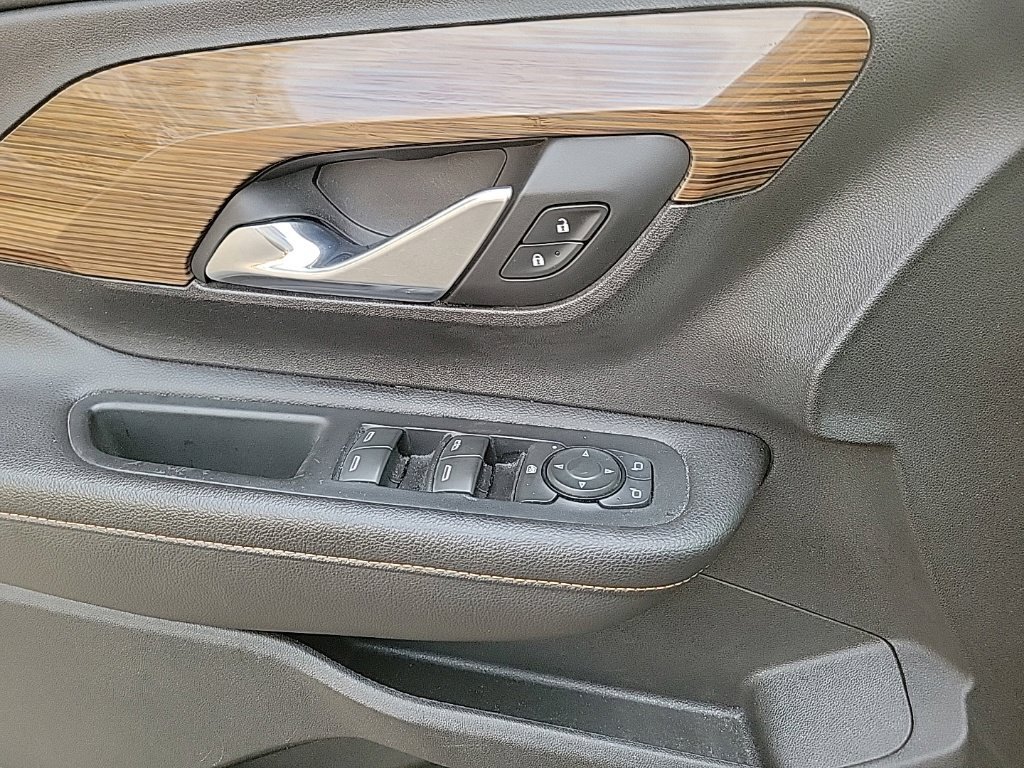 Used 2018 GMC Terrain SLE FWD image 11