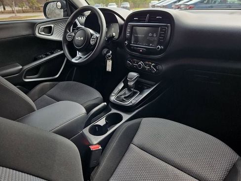 Used 2023 Kia Soul LX w/ Option Group 015 image 14