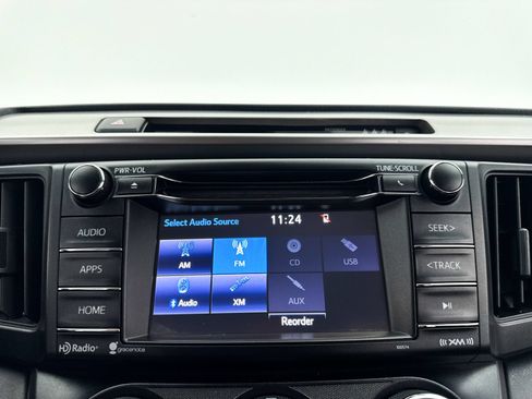 Used 2017 Toyota RAV4 LE FWD image 20