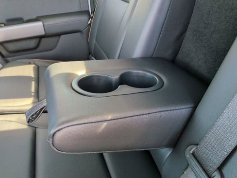 New 2026 Ford F250 Lariat w/ Chrome Package image 38