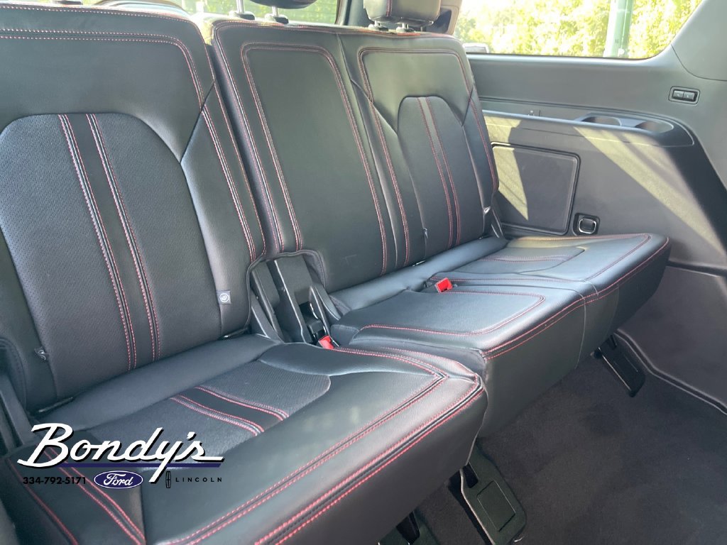 Used 2023 Ford Expedition Limited RWD image 17