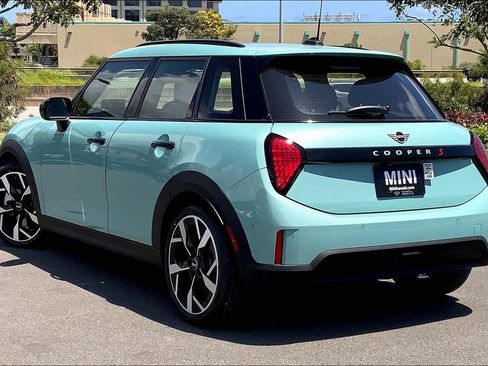 New 2026 MINI Cooper S FWD image 3