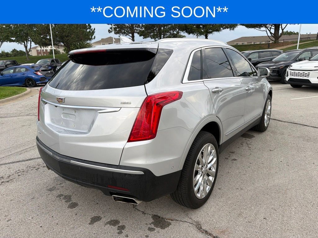 Used 2019 Cadillac XT5 Premium Luxury w/ Driver Assist Package AWD/4WD image 7