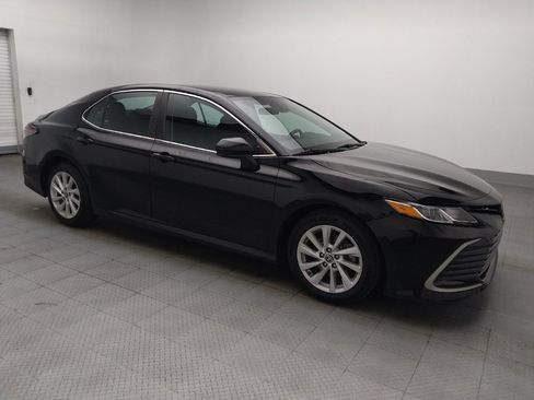 Used 2022 Toyota Camry LE FWD image 11