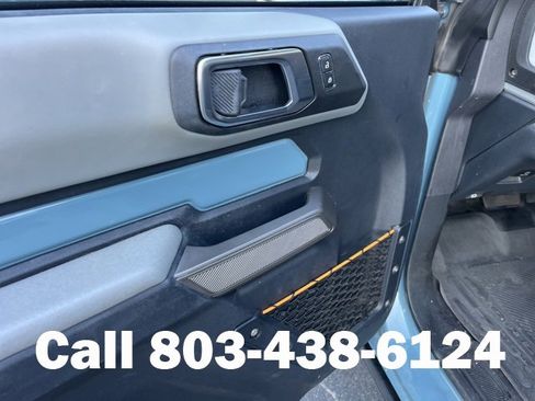 Used 2022 Ford Bronco Badlands image 8