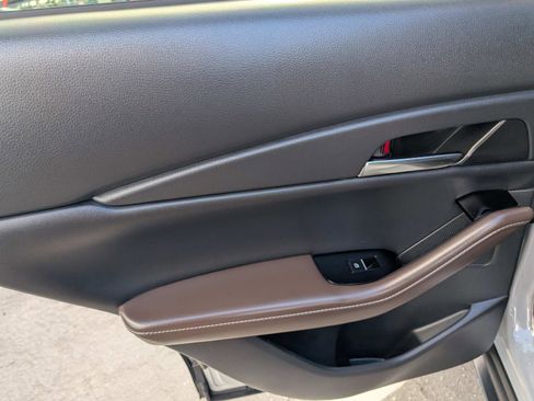 Certified 2025 MAZDA CX-30 2.5 Turbo w/ Premium Plus Pkg image 10