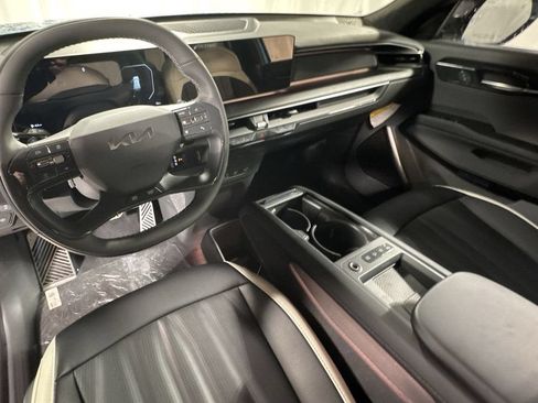 New 2026 Kia EV9 GT-Line AWD/4WD image 3