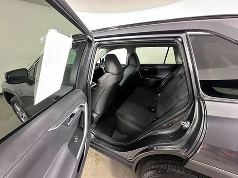 Used 2024 Toyota RAV4 XLE AWD/4WD image 12