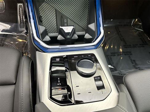 New 2025 BMW X3 xDrive30i w/ Premium Package image 23