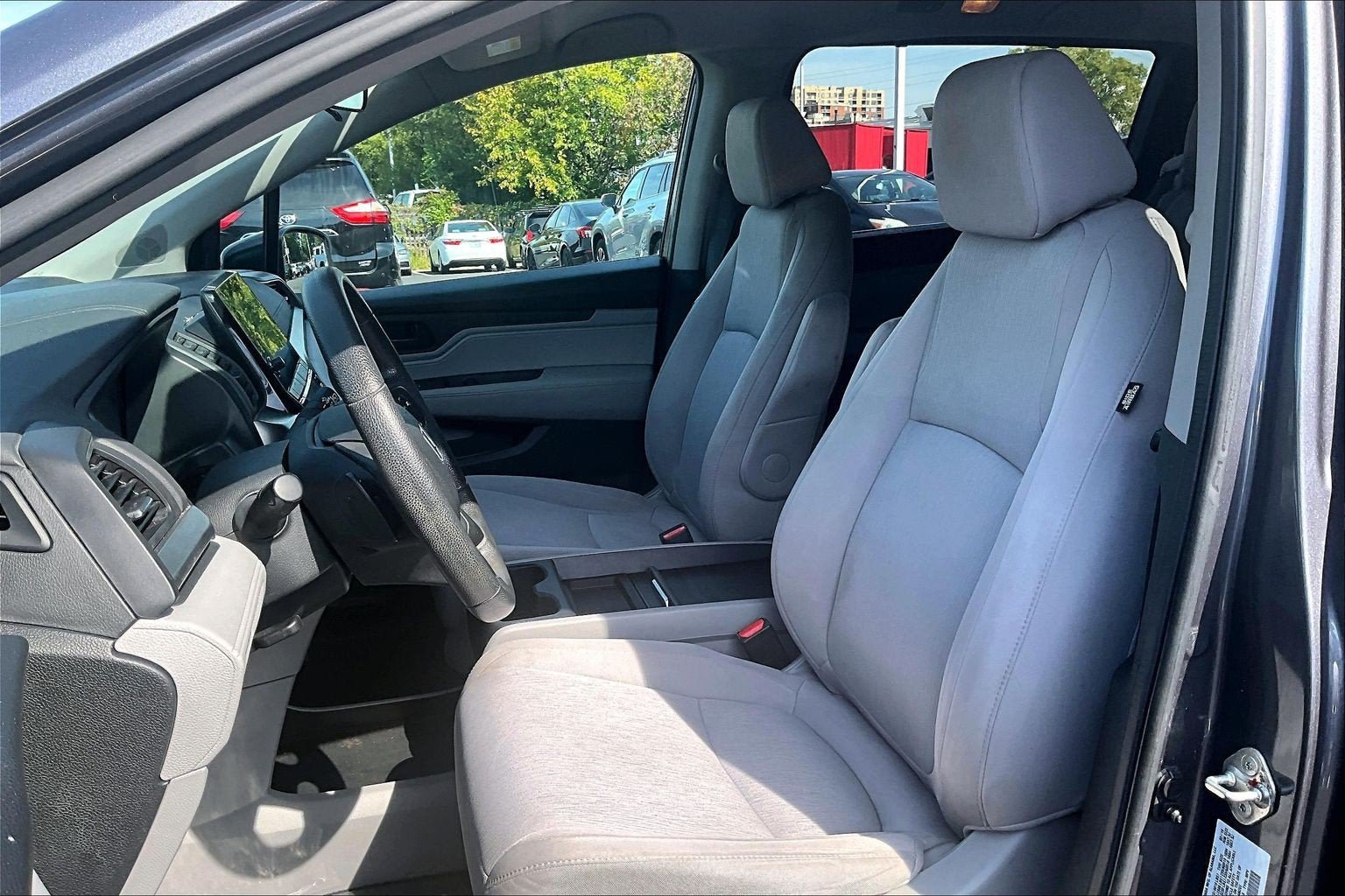 Used 2019 Honda Odyssey EX image 22