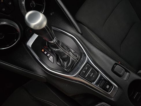 Used 2022 Chevrolet Camaro LT w/ Technology Package RWD image 15