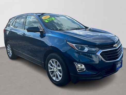 Used 2019 Chevrolet Equinox LT FWD image 2