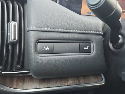 New 2026 Nissan Armada SL RWD image 10