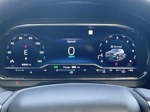 Used 2022 Chevrolet Tahoe LT w/ LT Signature Package image 33