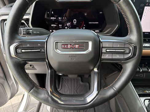 Certified 2025 GMC Canyon AT4 w/ Nightfall Edition AWD/4WD image 34